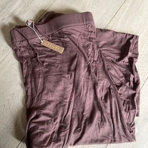 Skims sleep pant size XL